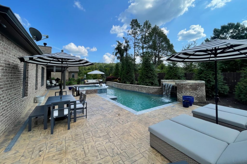 Knoxville Pool Installation: Enjoy Summer Fun in Your Backyard