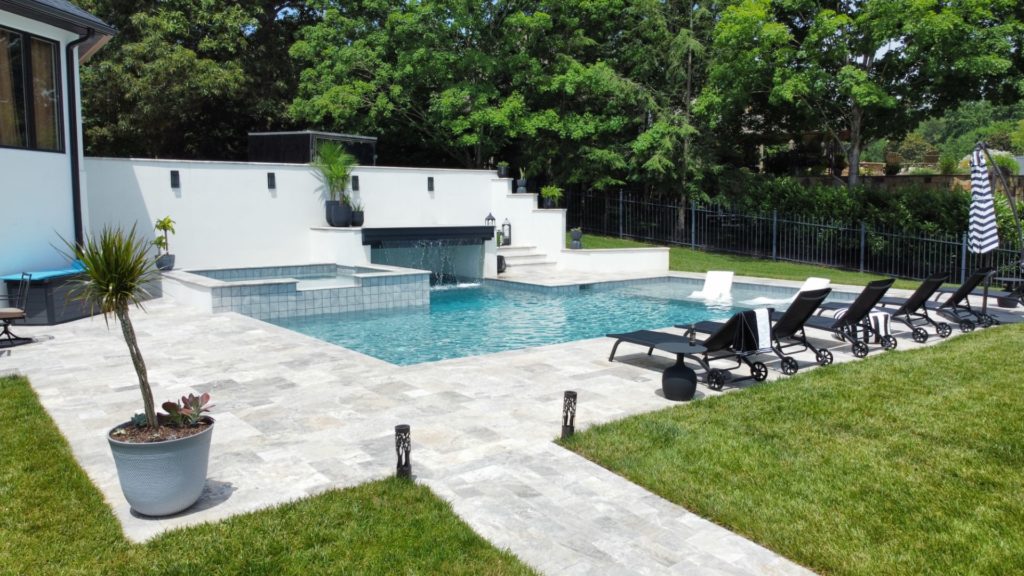 Knoxville Pool Installation: Enjoy Summer Fun in Your Backyard