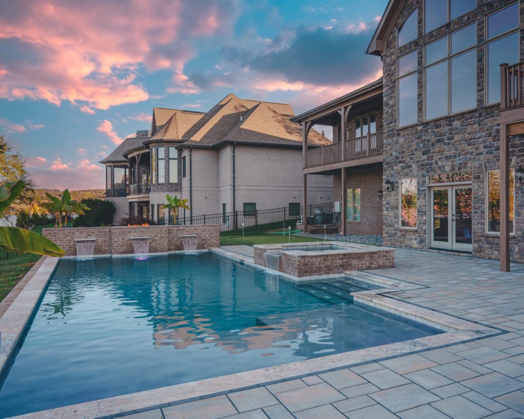 Knoxville Pool Installation: Enjoy Summer Fun in Your Backyard